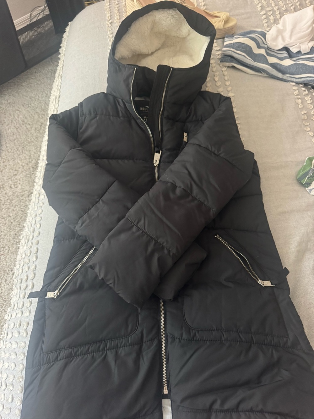 Hollister Black Sherpa-Lined Hooded Puffer Coat